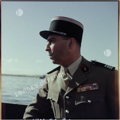 Le chef d'escadron Frois à Limassol.