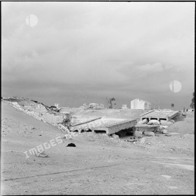 La position égyptienne d'Abu Ageila dans le désert du Sinaï.