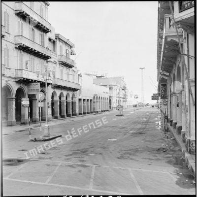 Une rue déserte de Port-Saïd.