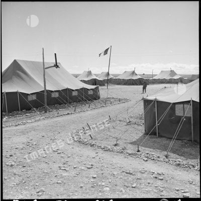 Camp de toile du 22e régiment d'infanterie (RI), région de Saïda.