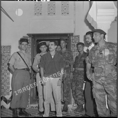 Yacef Saadi chef du front de libération national (FLN) de la zone autonome d'Alger qui s'est rendu aux bérets vert du 1er régiment étranger parachutiste (REP).
