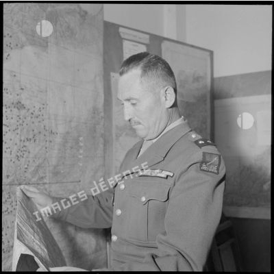 Portrait de trois quart du général Berni, adjoint du général Bertron.
