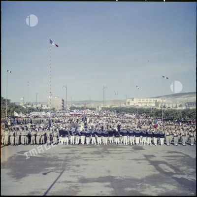 La foule à Alger lors de la venue du général de Gaulle.