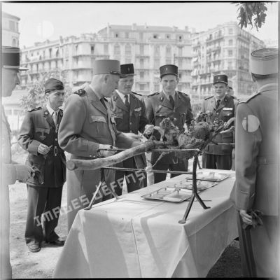 Méchoui organisé pour la visite du général Raoul Salan.