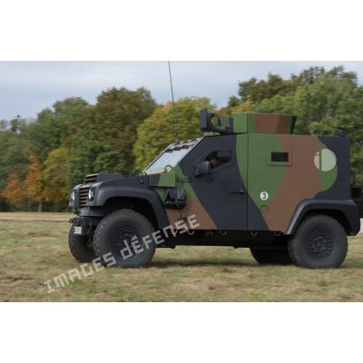 Petit véhicule protégé (PVP) du 54e Régiment de transmissions (54e RTrs) lors de la présentation des savoir-faire de l'armée de Terre à Satory.