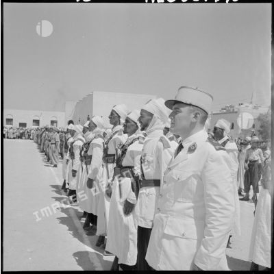 Ghardaïa. Cérémonie militaire.