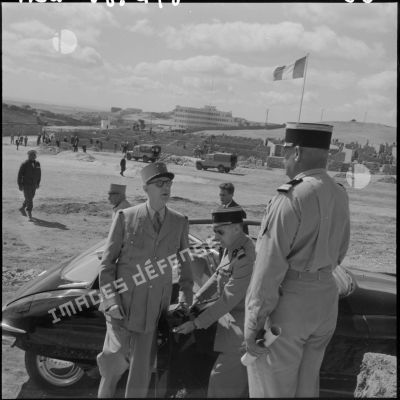 Visite du général de Gaulle dans l'Oranais.