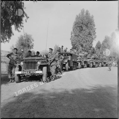 Un convoi du 12e bataillon d'infanterie (BI).