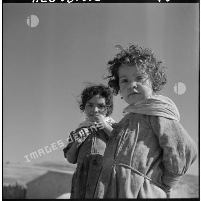 Enfants à Sidi Maachou.