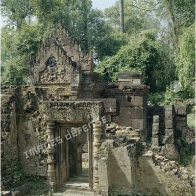Monuments du temple de la femme de Banteay Srei près de Siem Reap.