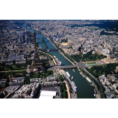 Paris 16e, 15e et 7e. La Seine d'est en ouest.