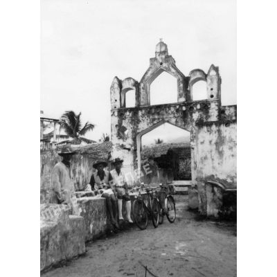 Archipel des Comores, place Kabary-Iconi, 1955.
