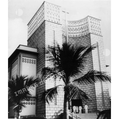 Djibouti, 1965. Territoire français des Afars et des Issas. Djibouti. La Cathédrale.