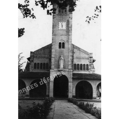 République Gabonaise, Port-Gentil, 1942. La Mission Catholique.