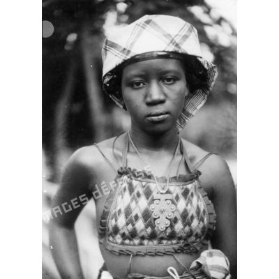 République de Guinée. Jeune fille Soussou.