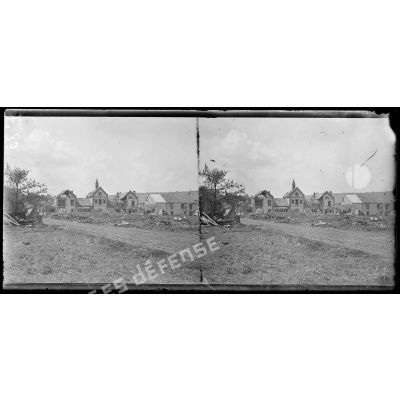Les écoles et les maisons de Passy-Grigny bombardées. [légende d'origine]