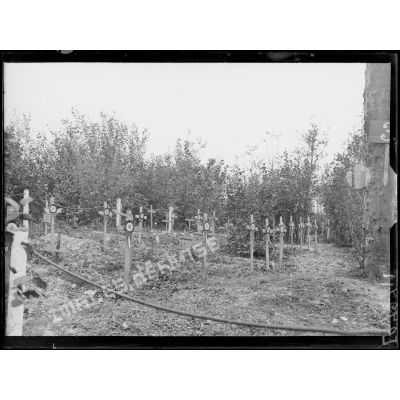 Notre-Dame-de-Lorette, cimetière n°3 (Bois de Bouvigny). [légende d'origine]