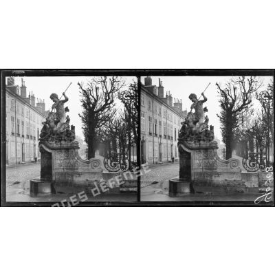 Nancy, fontaine de la place Carrière [légende d'origine]