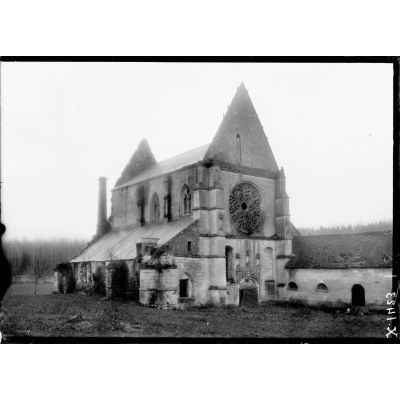 Bonneuil-en-Valois (Oise). Au lieu-dit Restauré. Vieille église. [légende d'origine]
