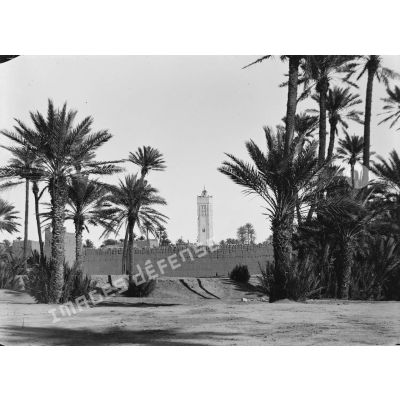 [Algérie, 1907-1918. Un minaret.]