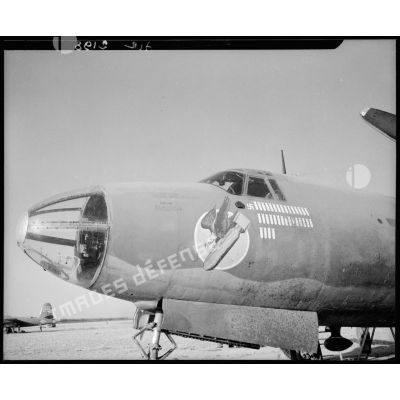 Un avion bombardier d'entraînement servant pour les équipages français en Tunisie.