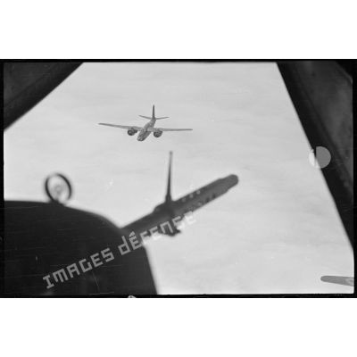 Un avion du groupe de bombardement Lorraine en vol.