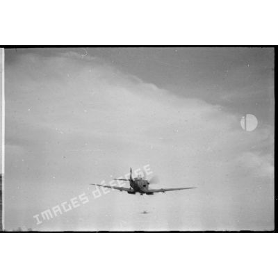 Un Spitfire après le décollage.