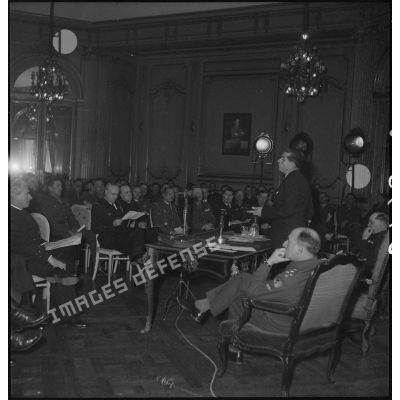 Discours de M. Michelet à la maison des alliés à Paris lors d'une réunion d'officiers généraux.