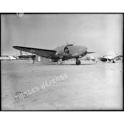Avant d'un avion de transport  Lockheed C-60 du général de Gaulle à Maison Blanche.