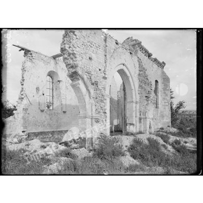 Curlu (Somme). Ruines de l'église côté sud. [légende d'origine]