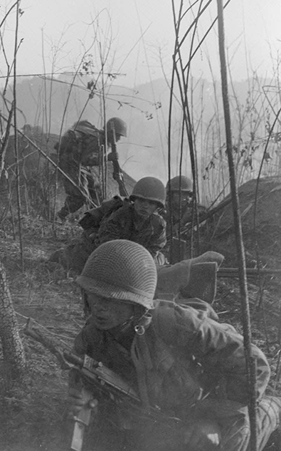 Soldats vietnamiens du corps expéditionnaire français à Diên Biên Phu